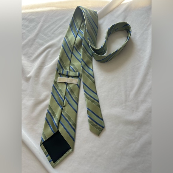 Michael Kors necktie - Picture 6 of 6
